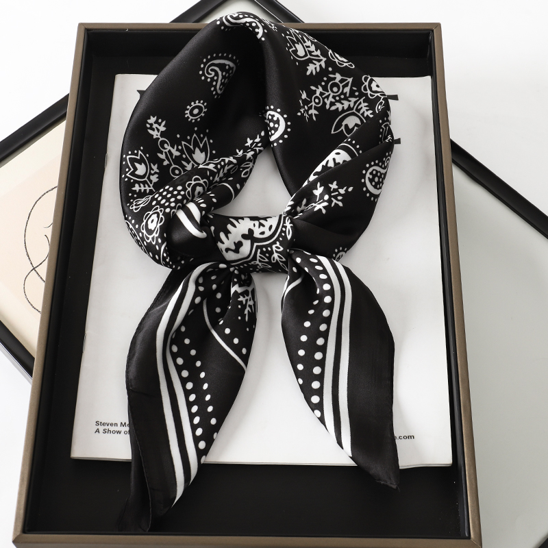 ผ้าพันคอไหมพิมพ์ลายเพสลีย์สี่เ - Ascot Neck Scarf บทวิจารณ์และราคา