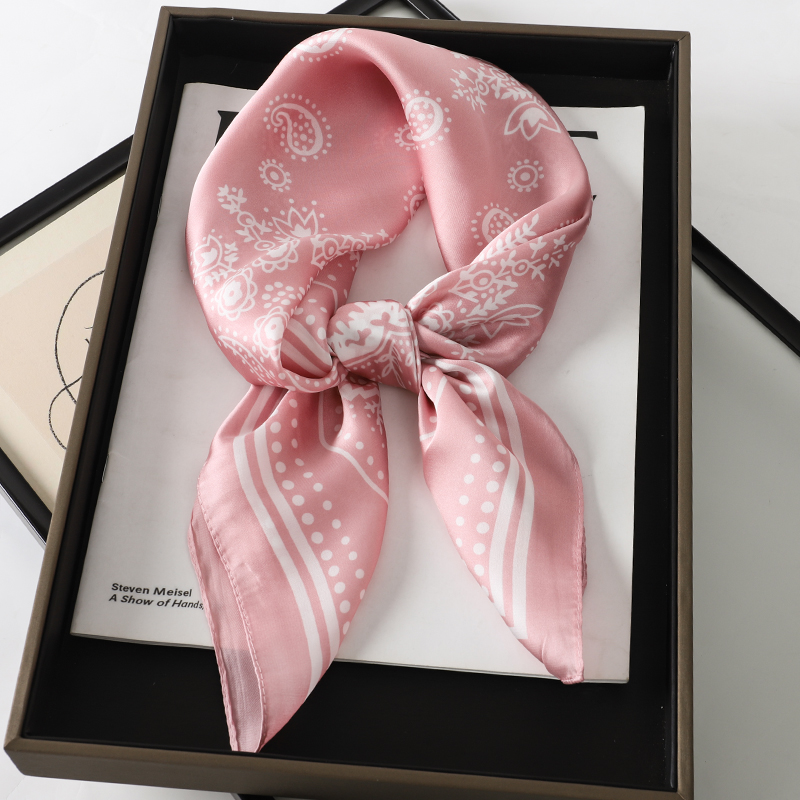 ผ้าพันคอไหมพิมพ์ลายเพสลีย์สี่เ - Ascot Neck Scarf บทวิจารณ์และราคา